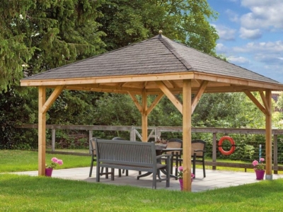 Un kiosque en bois, mais pour quelles utilisations ?